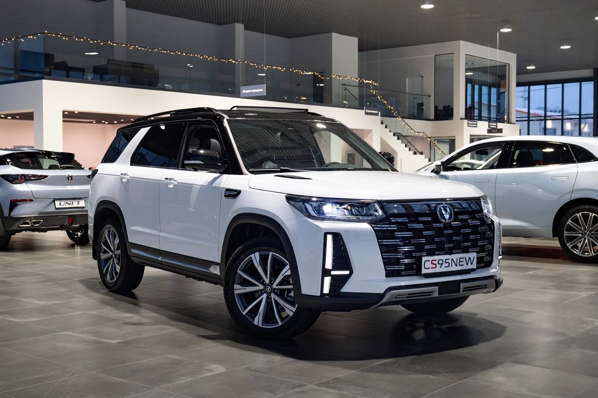 Changan CS95 Новый с салона по цене от 2 778 000 рублей