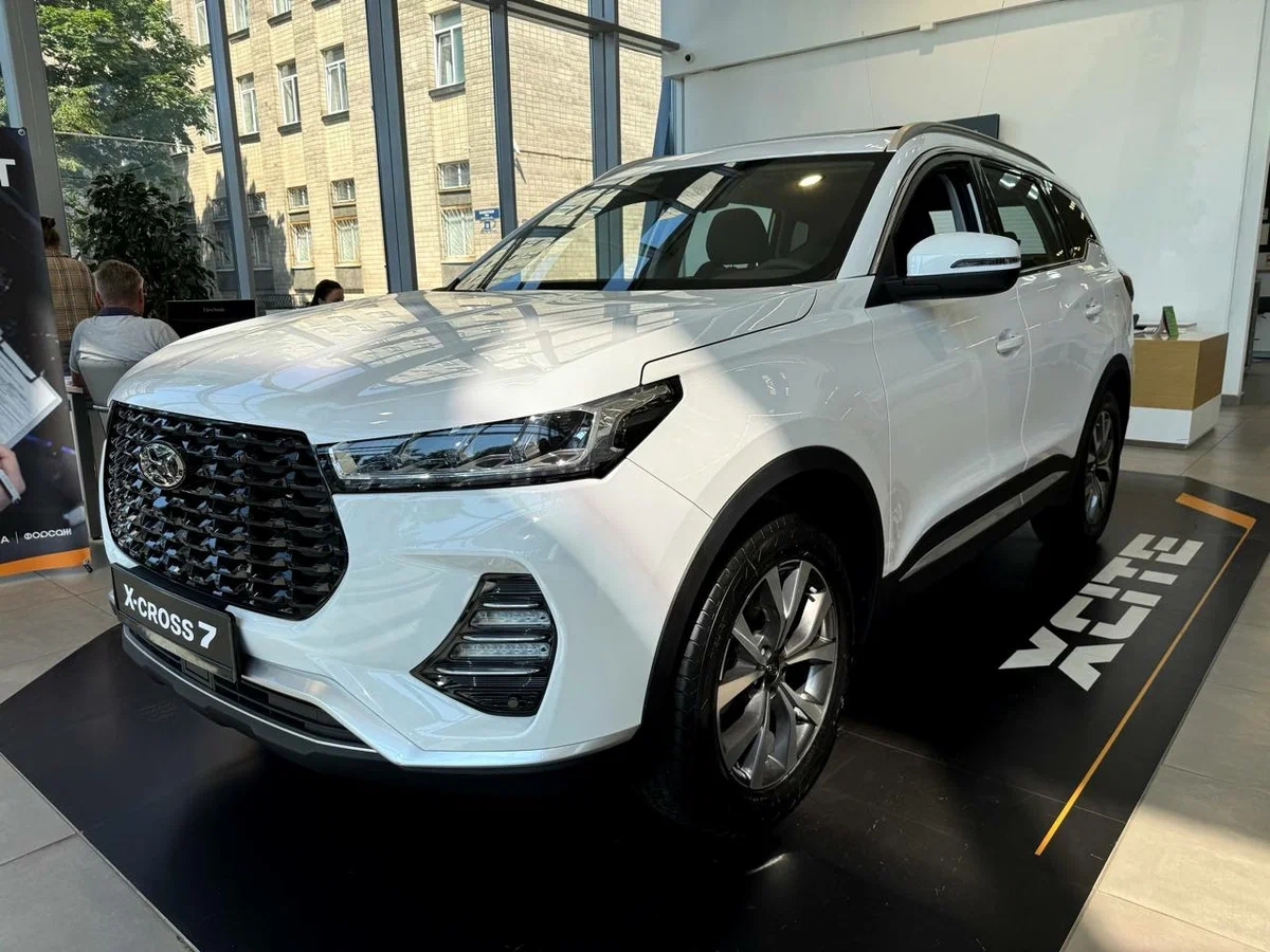 XCITE X-CROSS 7 с автосалона по цене от 1 315 000 рублей
